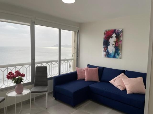 בנידורם Precioso Apartamento A Estrenar En Primera Linea De Playa מראה חיצוני תמונה